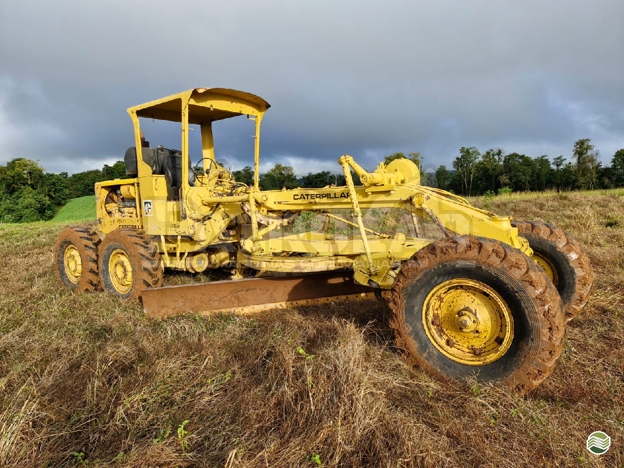 MOTONIVELADORA CATERPILLAR 120B Patrolão Máquinas MARAVILHA SANTA CATARINA SC